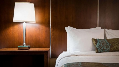 Best Western Plus Airport Inn And Suites image 10