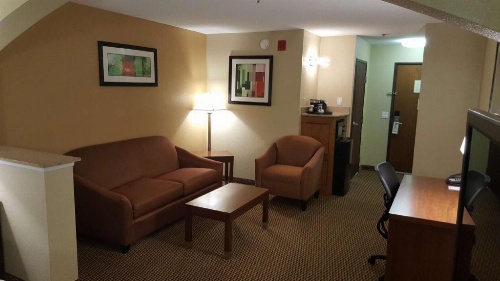 Best Western Plus Airport Inn And Suites image 11