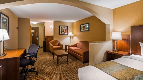 Best Western Plus Airport Inn And Suites image 16
