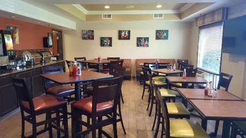 Best Western Plus Airport Inn And Suites image 29