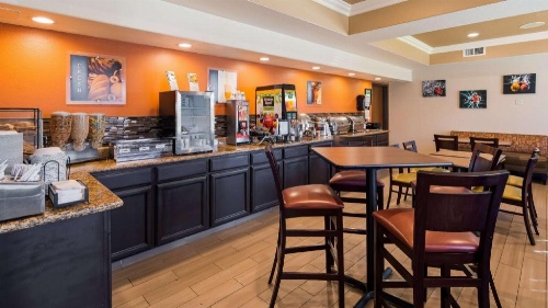 Best Western Plus Airport Inn And Suites image 31